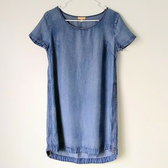 Takara Dresses & Skirts - Takara Chambray Dress